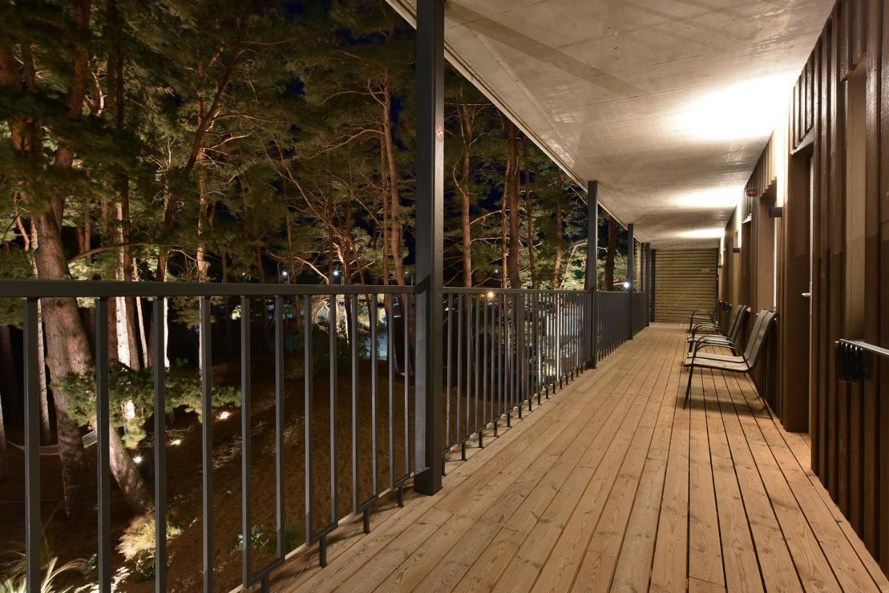 Forus Apartments In ซเวนตายิ ภายนอก รูปภาพ